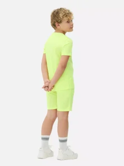 Sportowy komplet z topem i szortami