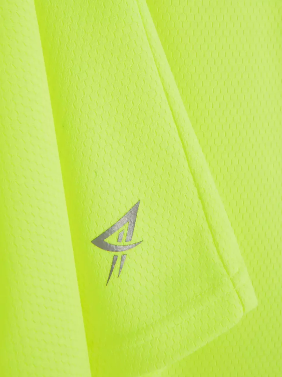 Sportowy komplet z topem i szortami