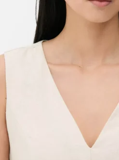 Sukienka bez rękawów z dekoltem w serek The Edit