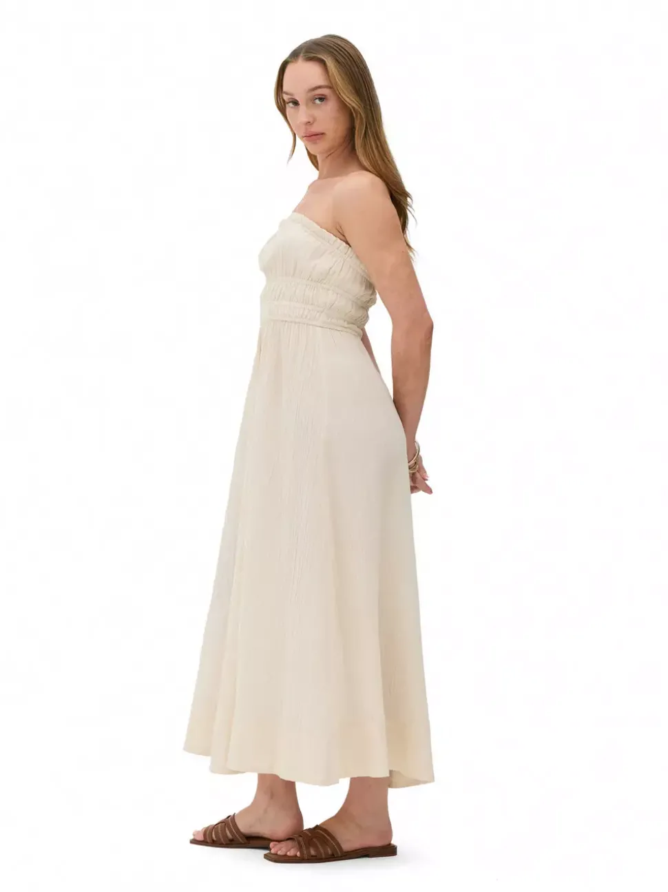 Sukienka midi bez ramiączek