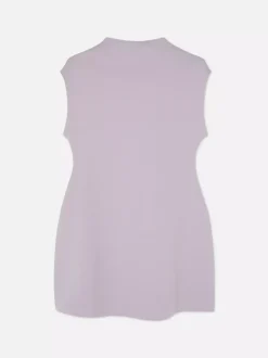 Sukienka o długości mini z rękawkami