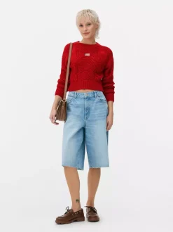 Sweter o splocie warkoczowym z amerykańską flagą