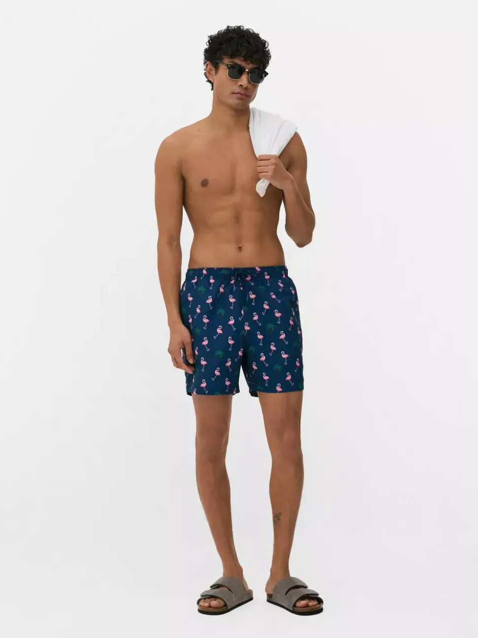 Szorty kąpielowe we flamingi