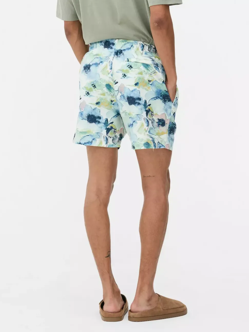 Szorty kąpielowe ze sznurkiem w akwarelowe kwiaty