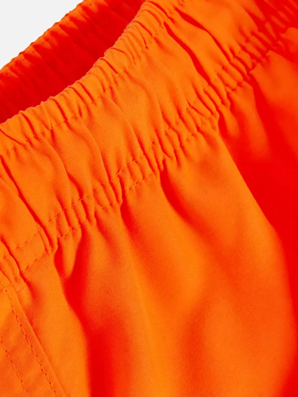 Szorty kąpielowe ze sznurkiem ściągającym