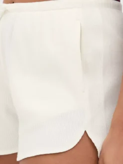 Szorty o waflowej teksturze