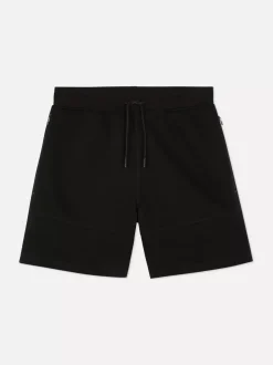 Szorty sportowe ze sznurkiem ściągającym