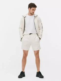 Szorty sportowe ze sznurkiem ściągającym