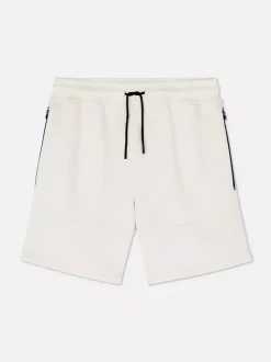 Szorty sportowe ze sznurkiem ściągającym