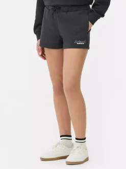 Szorty sportowe ze sznurkiem ściągającym