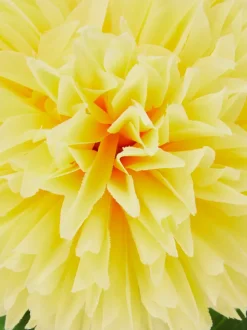 Sztuczna chryzantema na pojedynczej łodydze