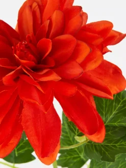 Sztuczna dalia na pojedynczej łodydze