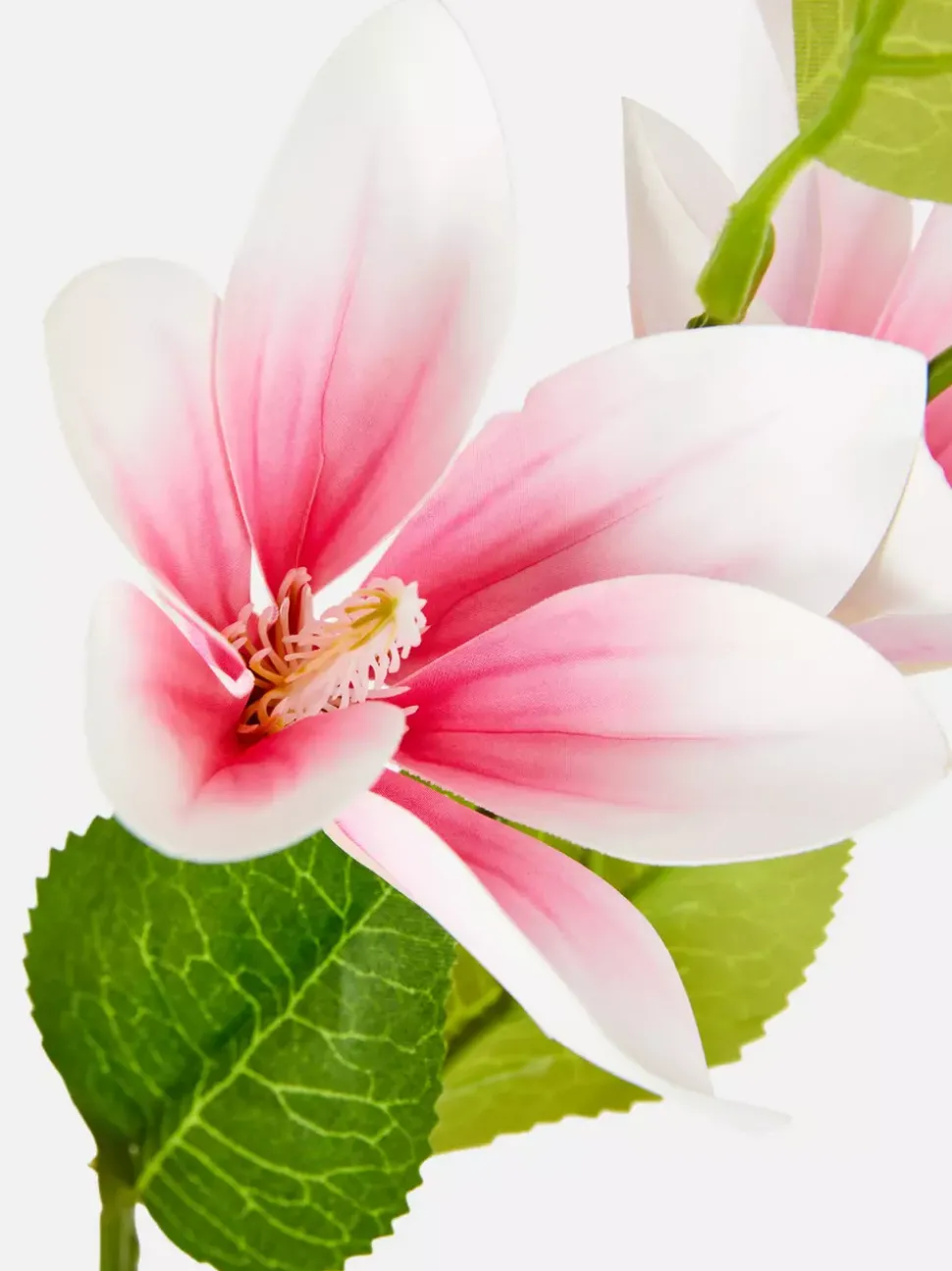 Sztuczna magnolia na pojedynczej łodydze