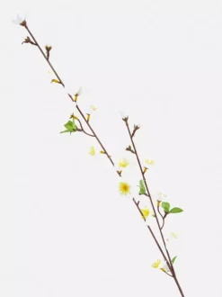 Sztuczne kwiaty łąkowe na pojedynczej łodydze