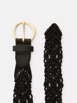 Szydełkowany pasek z klamrą