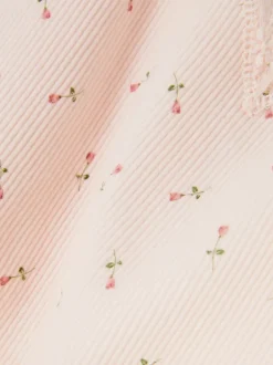 Top na ramiączkach z koronkowym obszyciem