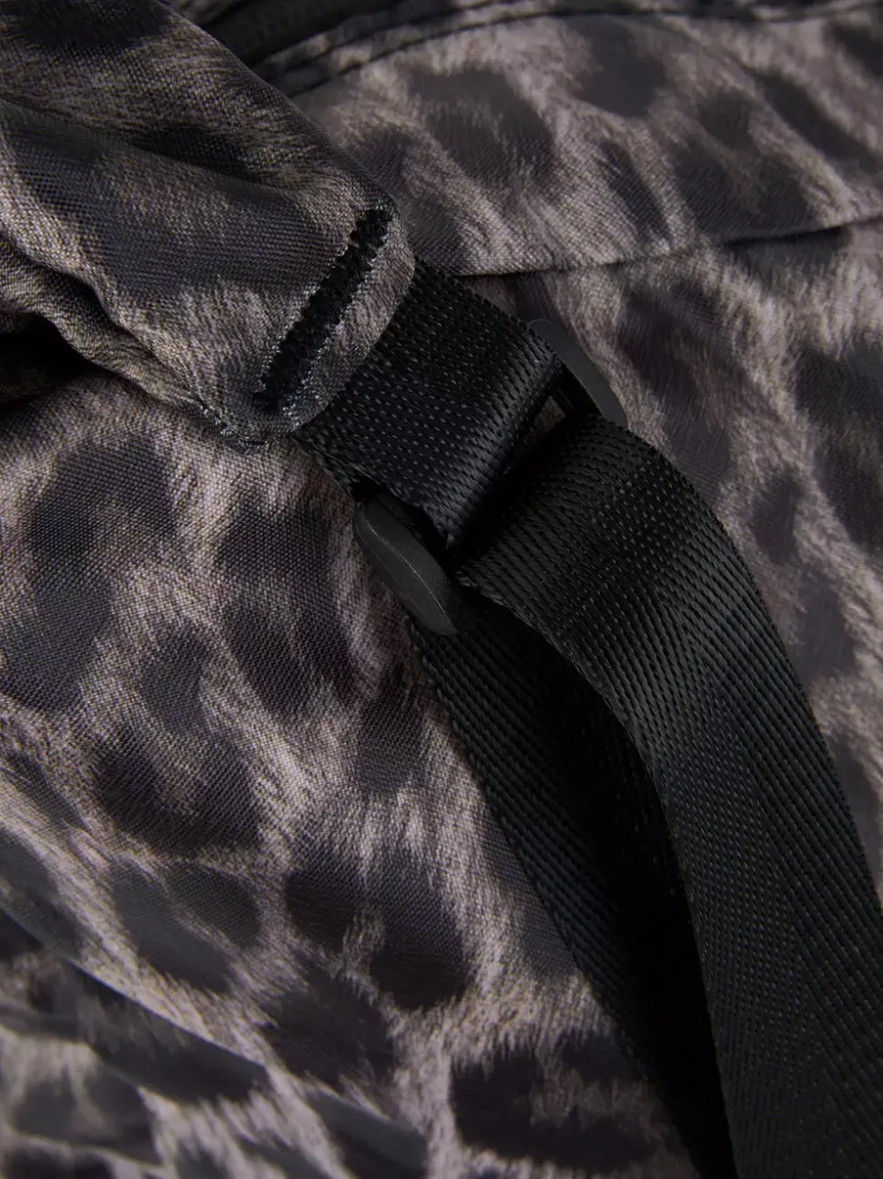 Torba na ramię z możliwością spakowania