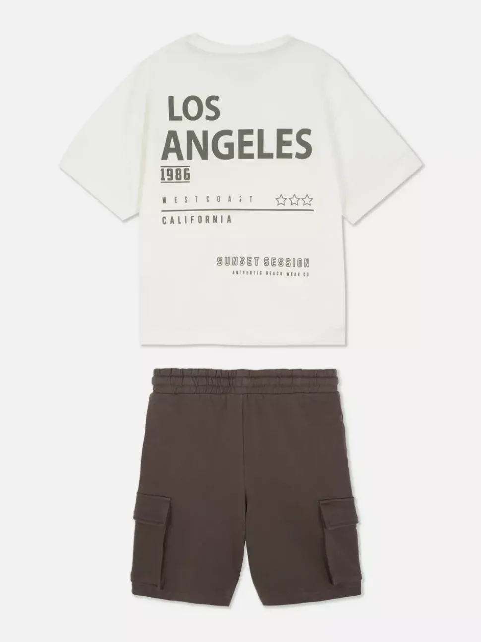 T-shirt i spodenki bojówki z napisem Los Angeles