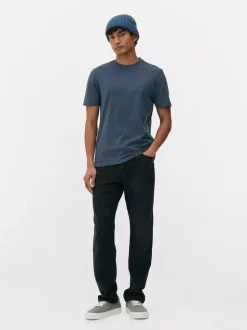 T-shirt o kroju slim