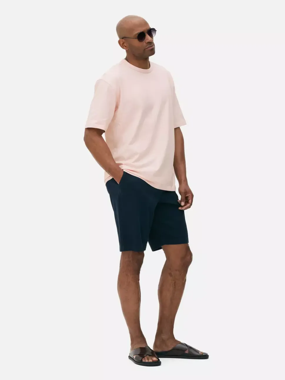 T-shirt o luźnym kroju