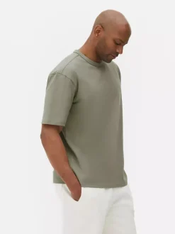 T-shirt o luźnym kroju