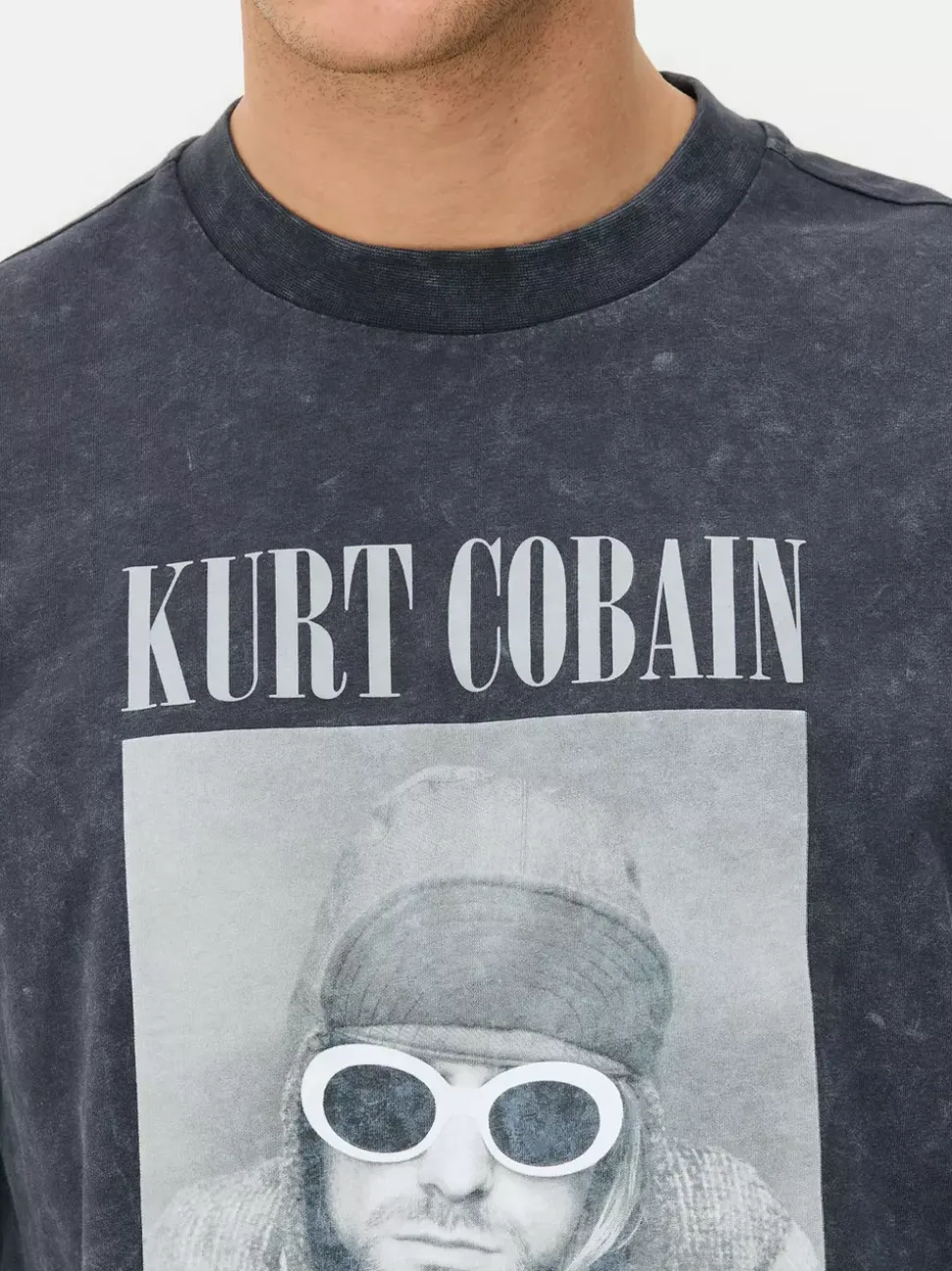 T-Shirt z nadrukiem Kurta Cobaina i efektem sprania