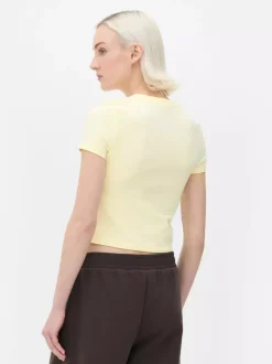 T-shirt z postacią Pompompurina z Hello Kitty