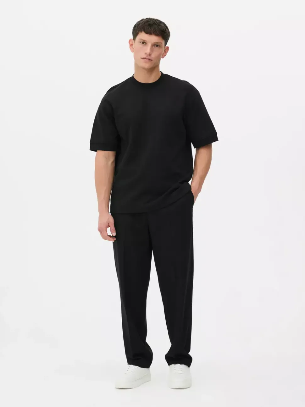 T-shirt ze ściągaczami w rękawach Kem