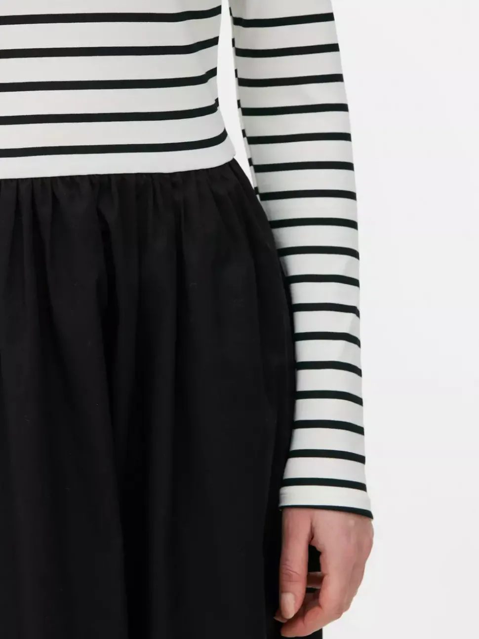 T-shirtowa sukienka midi 2 w 1