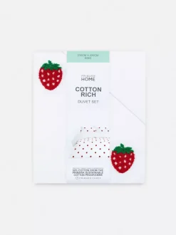 Tuftowana pościel w truskawki w rozmiarze king