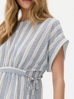 Warstwowa sukienka mini z falbaną