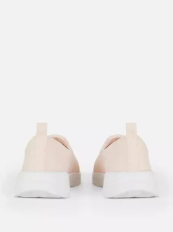 Wsuwane buty sportowe