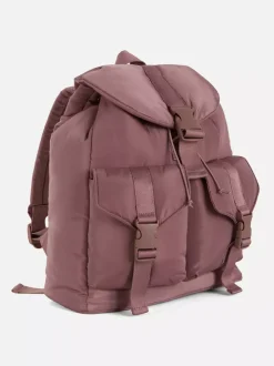 Wyściełany plecak z wieloma kieszeniami