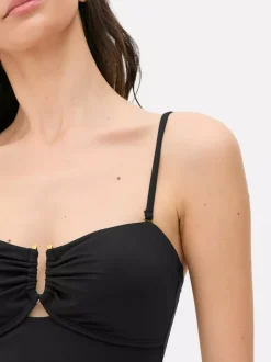 Wysmuklający kostium kąpielowy na ramiączkach