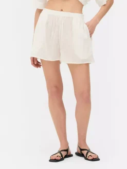 Wyszywane szorty wakacyjne