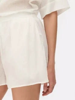 Wyszywane szorty wakacyjne