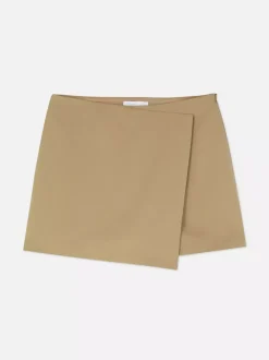 Zapinane na zamek spódnico-szorty, część zestawu