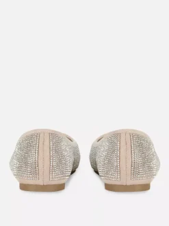 Zdobione szerokie baleriny z kwadratowym noskiem