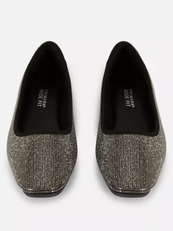 Zdobione szerokie baleriny z kwadratowym noskiem