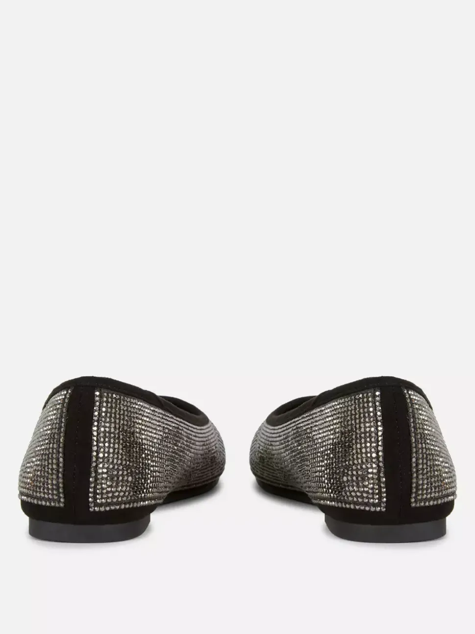 Zdobione szerokie baleriny z kwadratowym noskiem