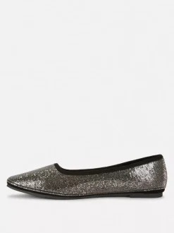 Zdobione szerokie baleriny z kwadratowym noskiem