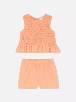 Zestaw z bluzką i szortami z marszczeniami